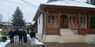 Deținuți în vizită la Mănăstirea Brazi