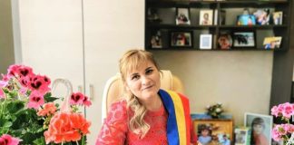 Primărița din Slobozia Ciorăști și-a luat telefon de lux din banii primăriei. ”Ce poze ni se cereau la PSD, numai telefonul 13 Pro putea să facă așa ceva.” (Context.ro)