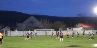 FOTO Fotbal prin bălți / CSM Adjud s-a calificat în finala Cupei României, faza județeană