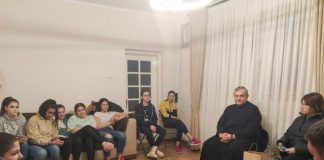 FOTO Colaborare educațională între Centrul de Asistență și Sprijin Focșani și Parohia „Sfântul Gheorghe”-Sud