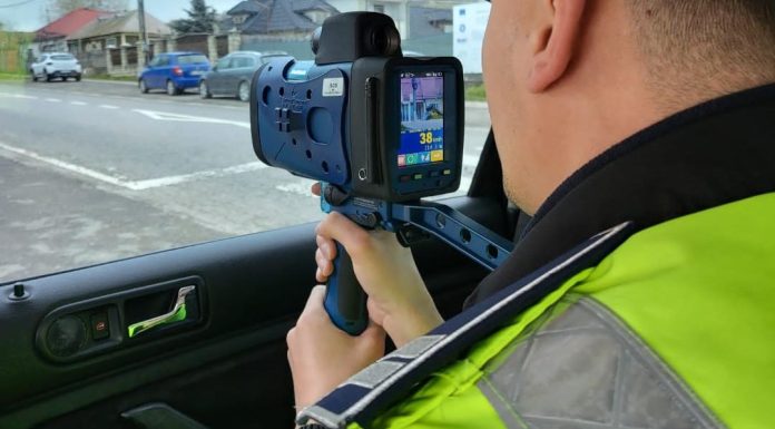 Tânăr din Vrancea, rămas fără permis de conducere în Buzău, din cauza vitezei excesive