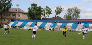 Fotbal județean: cele mai bune echipe au obținut victorii la scor