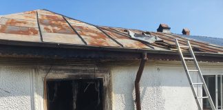 Incendiu provocat de un scurtcircuit electric, la Lămotești