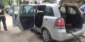 Incendiu izbucnit la portbagajul unui autoturism, pe o stradă din Focșani