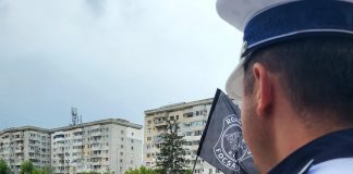 Campanie a motocicliștilor în Piața Unirii: „Și noi suntem în trafic”.
