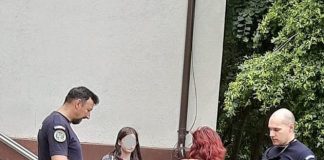 O adolescentă și-a pierdut telefonul pe o stradă din Focșani, dar a avut noroc