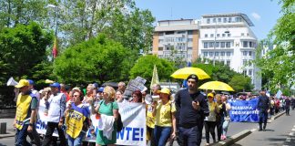 Sindicatele din învățământ: Greva continuă