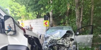FOTO Primele imagini de la locul accidentului de la Cascada Putnei. Elicopterul SMURD este aproape