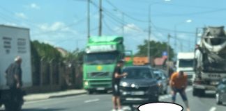 ULTIMA ORĂ Pieton lovit de o mașină, pe strada Mărășești