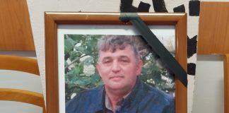 Colegiul ”Emil Botta” din Adjud, în doliu