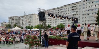 Polițiștii și jandarmii, în mijlocul cetățenilor, la Zilele Municipiului Focșani