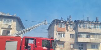 Incendiul de la blocul din Mândrești a fost lichidat. De la ce a pornit focul