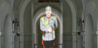 FOTO Holograme cu două personaje emblematice ale primului război mondial, la Mausoleul Mărășești