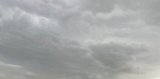 Meteo: alertă de vijelii și ploi până diseară