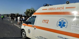 Un autoturism și o motocicletă, implicate într-un accident