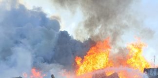 ULTIMA ORĂ Alertă: gospodărie în flăcări, la Putna-Bolotești
