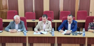 Consiliul Județean Vrancea a semnat contractul de delegare a serviciului de gestionare a deșeurilor din județ cu o firmă de salubritate