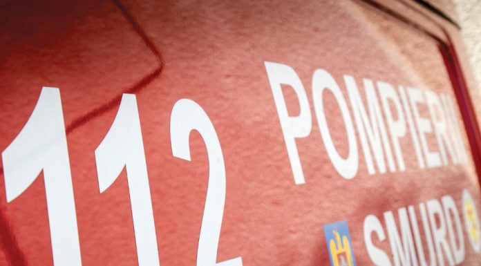 ULTIMA ORĂ Un bărbat a căzut pe o stradă din Focșani / Cadrele medicale intervin