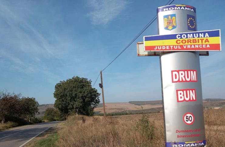 Bărbați reținuți după ce s-au bătut în Corbița