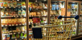 Amendă de un milion de lei pentru un ”mare retailer”: vindea produse cu adaos comercial dublu peste limita legală