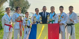 Salbă de medalii pentru sportivii focșăneni la Campionatul Mondial și la Cupa Mondială de karate SKDUN