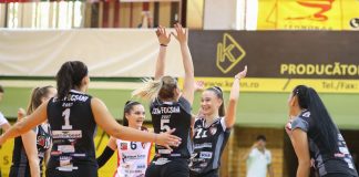 Volei: fetele Focșaniului au început cu o victorie noul sezon