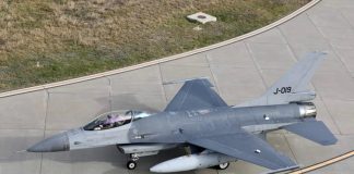 FOTO Primele cinci aeronave F-16 au ajuns în România