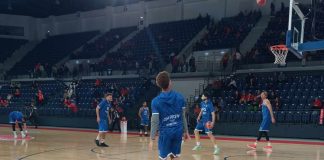 Baschet masculin: CSM Focșani 2007 a pierdut meciul de la Oradea