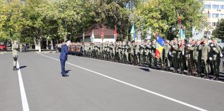 De Ziua Artileriei, Brigada 8 ROT Focșani a primit Emblema de Onoare a Statului Major al Apărării