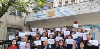 ULTIMA ORĂ Angajații de la Casa de Pensii au întrerupt lucrul