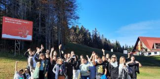 FOTO Elevi din Adjud și Nereju, vacanță de neuitat la munte