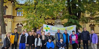 FOTO Misiune îndeplinită pentru voluntarii ”Caravanei tinerilor implicați”