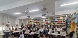 Ziua Națională a României, marcată de elevii și profesorii de la Școala ”Anghel Saligny” din Focșani