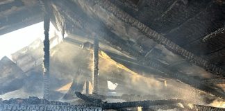 FOTO O familie din Cotești are nevoie de ajutor după ce un incendiu i-a mistuit casa