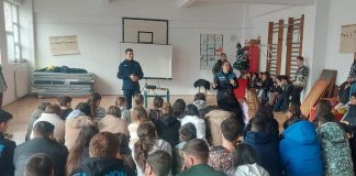 Activități preventiv – educative desfășurate de jandarmii vrânceni în cadrul programului „Școala Altfel”