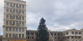 Astăzi se aprind luminițele de sărbători în Focșani