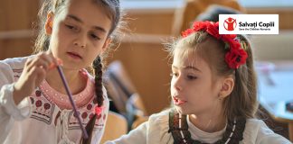 Jumătate dintre copiii cu părinţii plecaţi la muncă în străinătate din Regiunea Sud-Est provin din judeţele Vrancea şi Galaţi