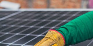 Peste 9.500 de români înscriși în Programul ”Casa Verde” pot începe instalarea panourilor fotovoltaice
