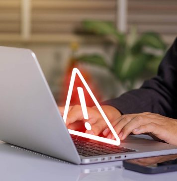 Cinci greșeli online care te pot costa. Le faci fără să-ți dai seama!