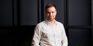 Pot influenţa softurile Deepfake soarta alegerilor din România? Analist: Pericolul există, în sensul în care votul rămâne un element pur emoţional