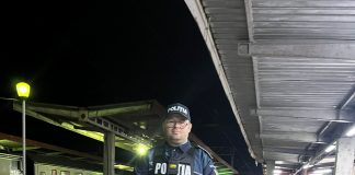 Polițistul Auraș a găsit bani pe stradă. Se caută păgubașul