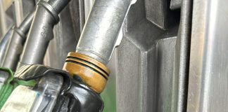 FOTO Protecția Consumatorilor: Amenzi și decizii de închidere temporară la stații OMV-Petrom / Ce spune compania