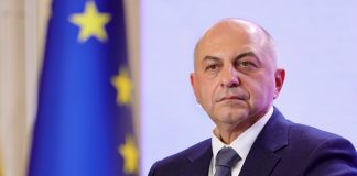Cum reușește Cătălin Cîrstoiu să îndeplinească 4 funcții importante într-o zi: nu răspunde la telefon