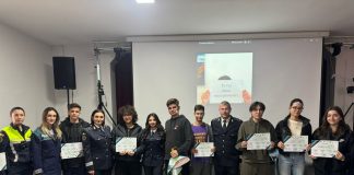 FOTO Peste 2.800 de elevi din Vrancea la activitățile preventiv-educative desfășurate de polițiști