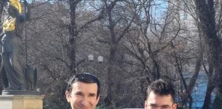 Olimpicul David Preda și prof. Octavian Dumitru, premiați de Academia Română pentru medalia de aur obținută la Olimpiada Internațională de Geografie