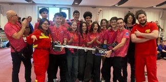 VIDEO Bucuria victoriei la echipa de robotică de la Colegiul Cuza / AICitizens va participa la finala mondială a FIRST Tech Challenge din SUA