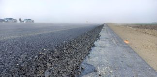 Ministrul Grindeanu, optimist: Până la sfârşitul acestui an vom putea să circulăm pe autostradă de la Focşani la Buzău
