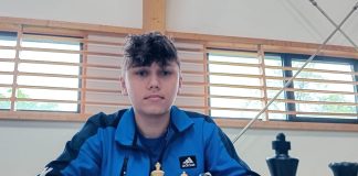 Focșăneanul Adelin Dăscălescu, tânără speranță a șahului românesc, s-a transferat la CS Universitar de Șah București și Chessback Tg. Ocna