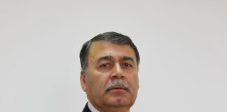 Un primar colaborator al Securității candidează pentru al optulea mandat. Este în funcție de 30 de ani