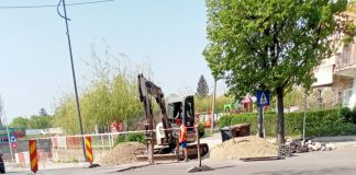 Bine că s-a asfaltat, ca să avem ce sparge
